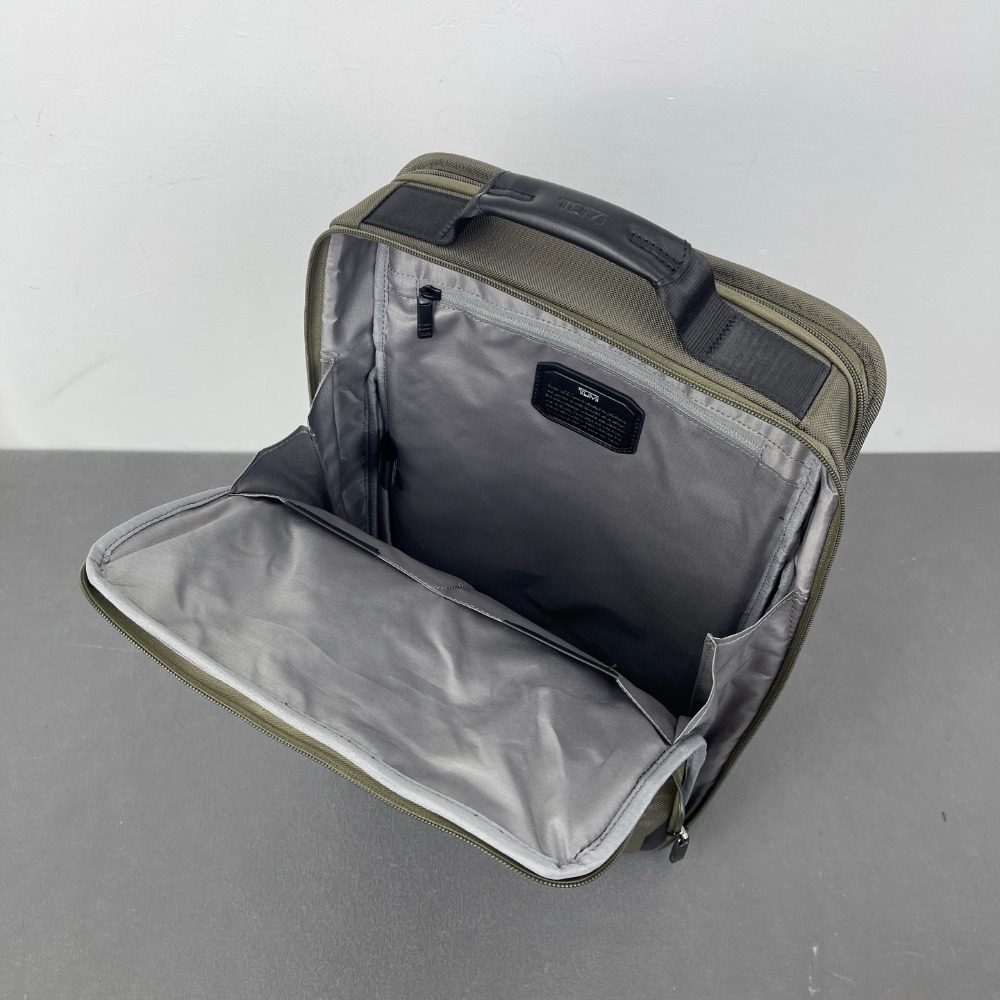 Luxuriöser Herren-Rucksack aus – Laptop Backpack 15.6 Bewertung und Preis